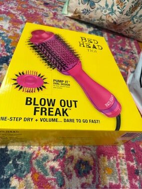 Bed Head blow out wand